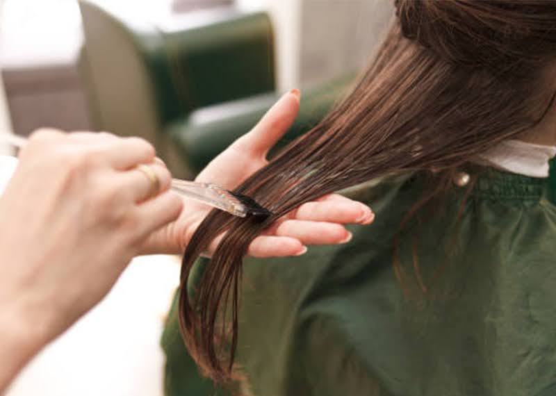 ریشهگیری کراتین مو چگونه انجام میشود؟
